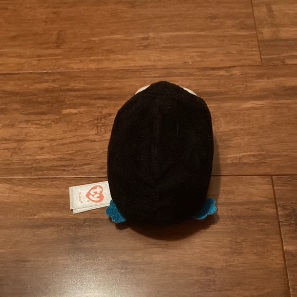 Pocket the penguin - Picture 3 of 3